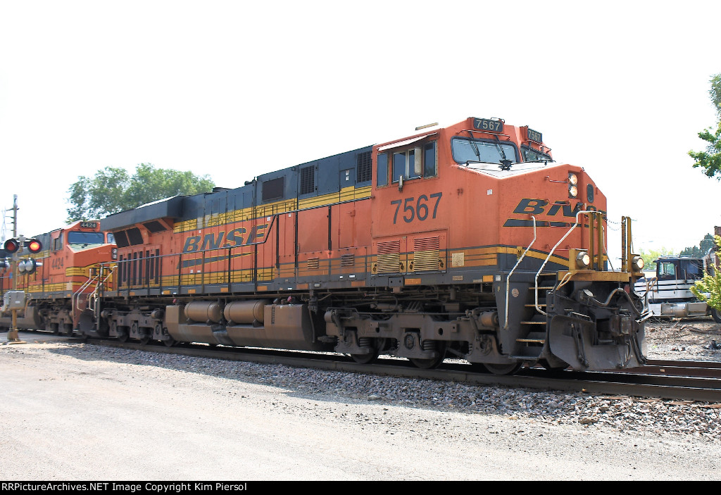 BNSF 7567